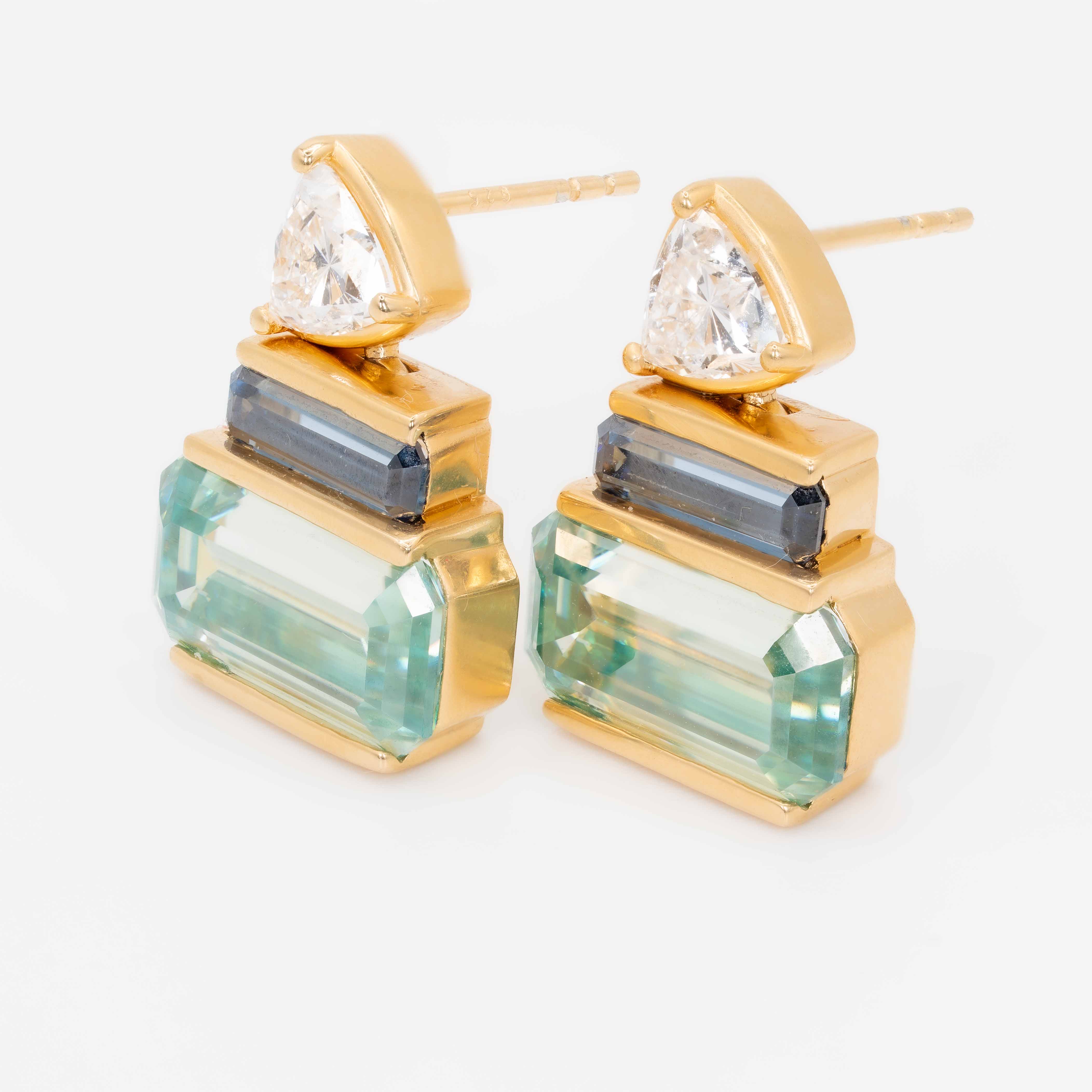 Lumiére Verte Dangle Earrings