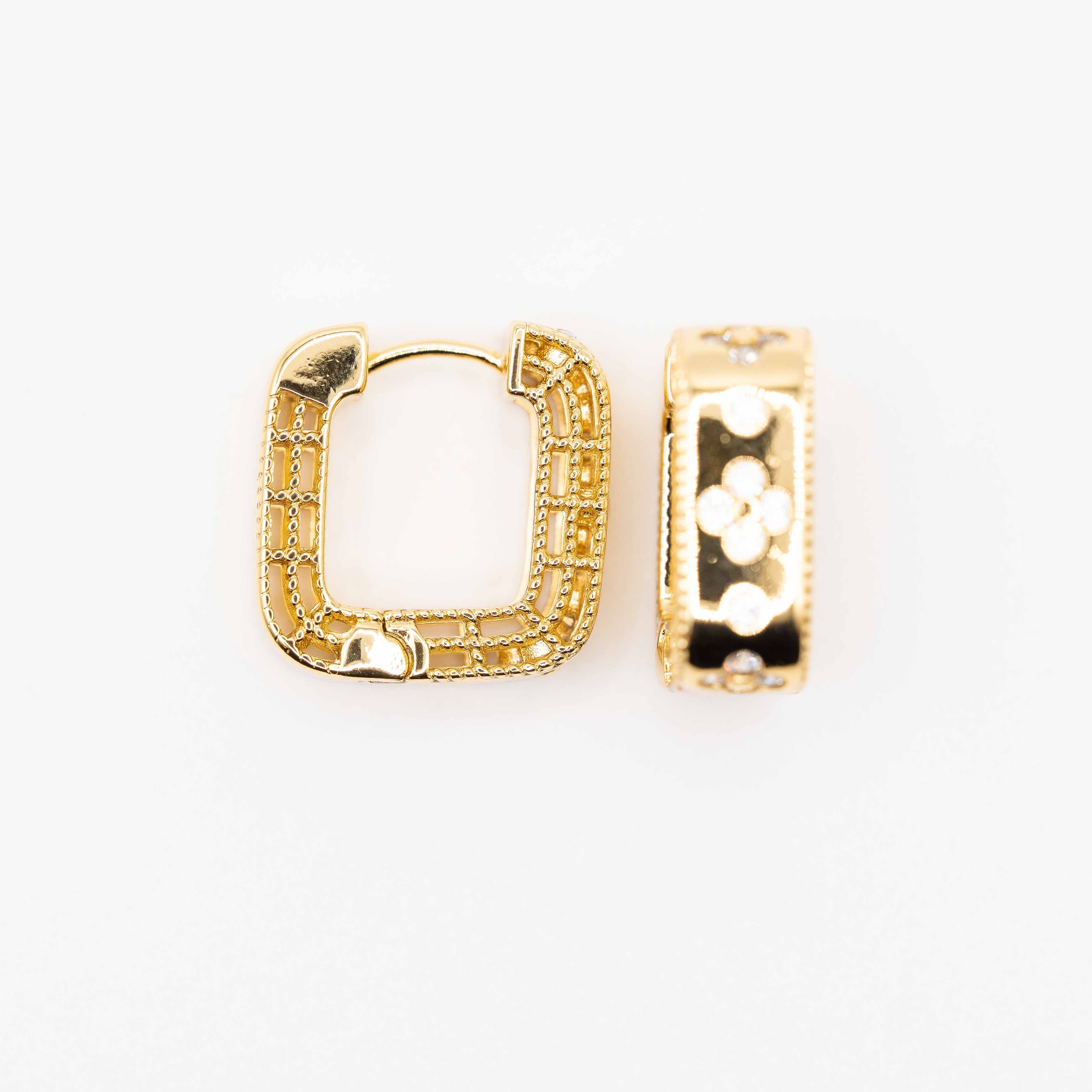 Clover Gold Crystal Huggies