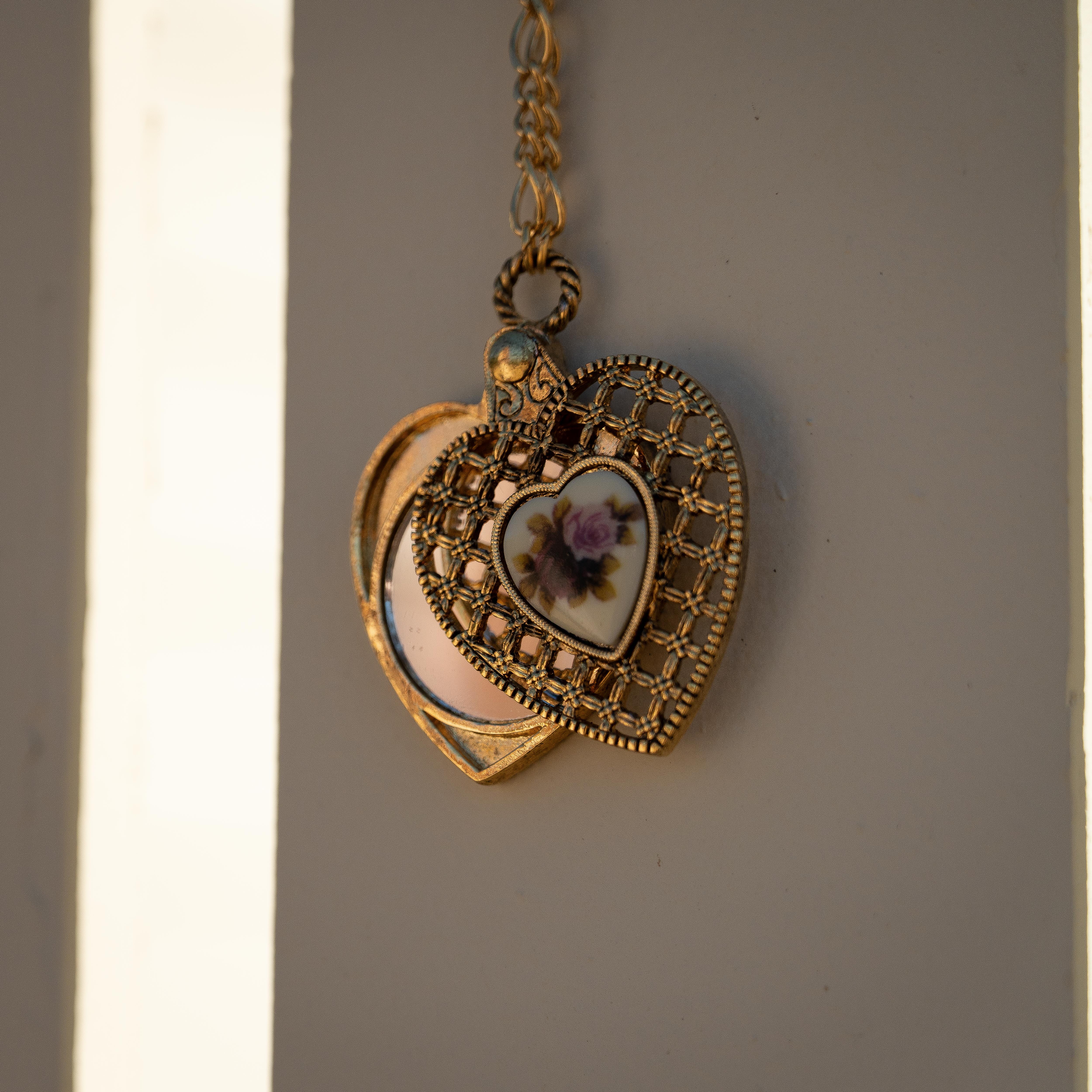 Sophie Floral Heart Mirror Necklace
