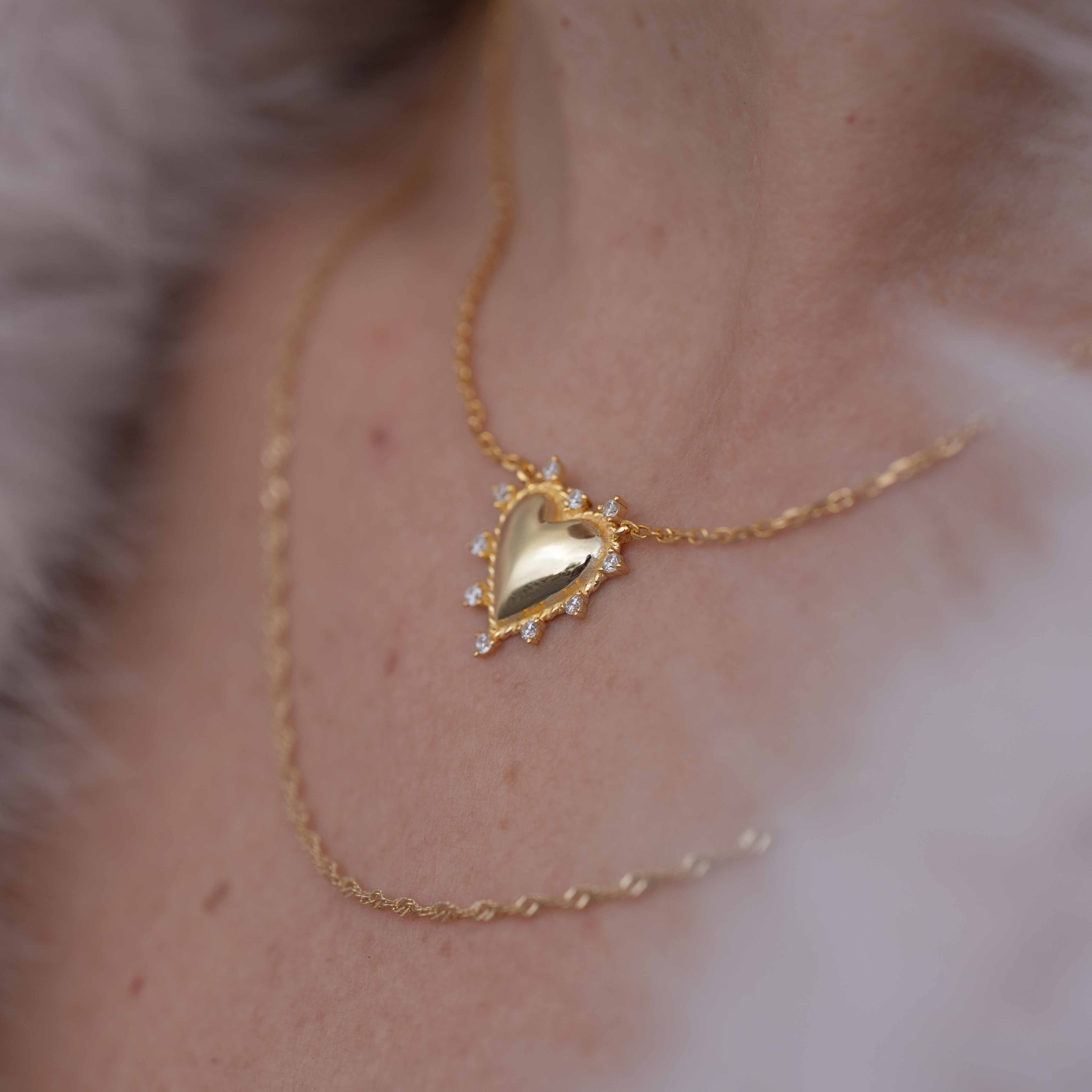 Lottie Delicate Twisted Chain Necklace