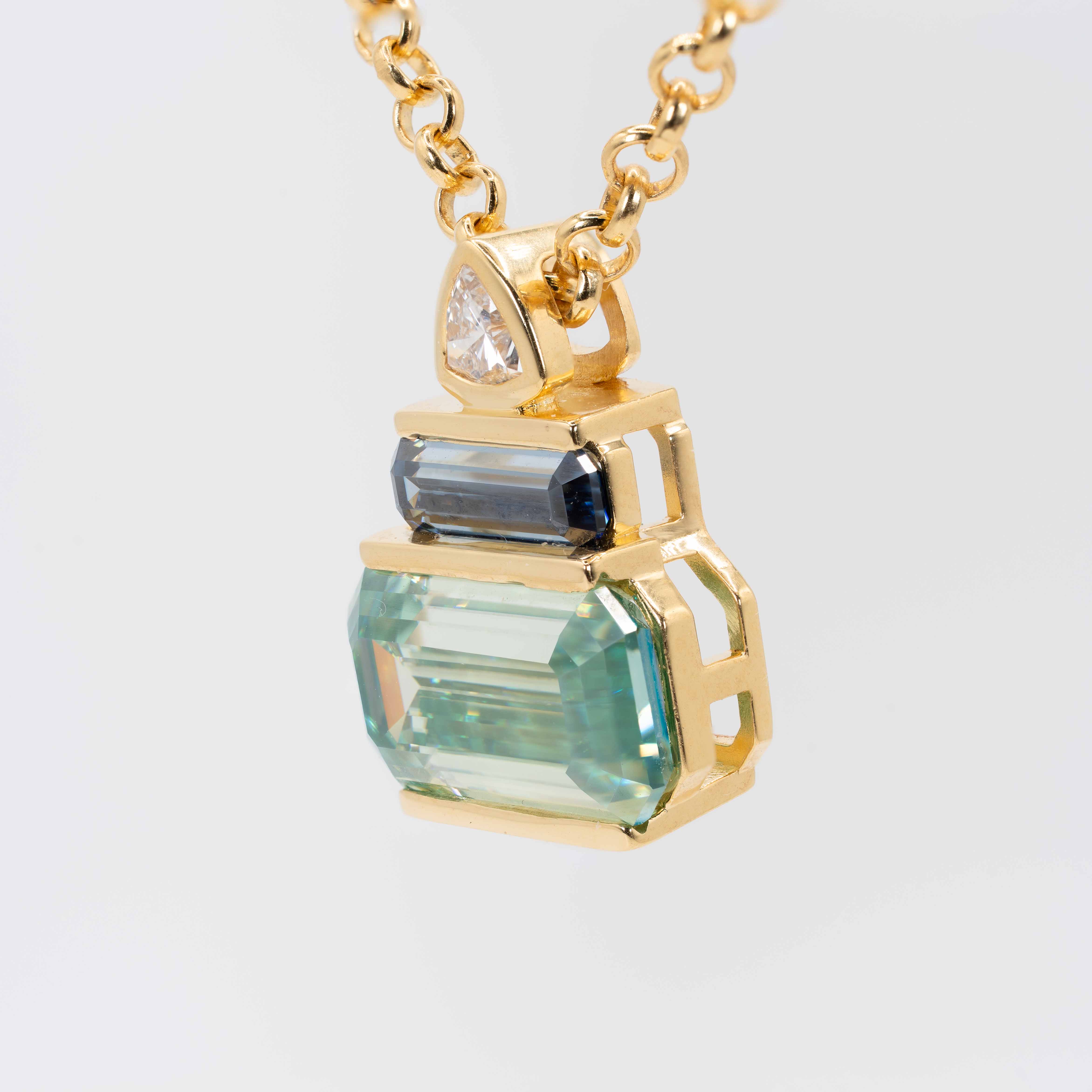 Lumiére Verte Pendant Necklace