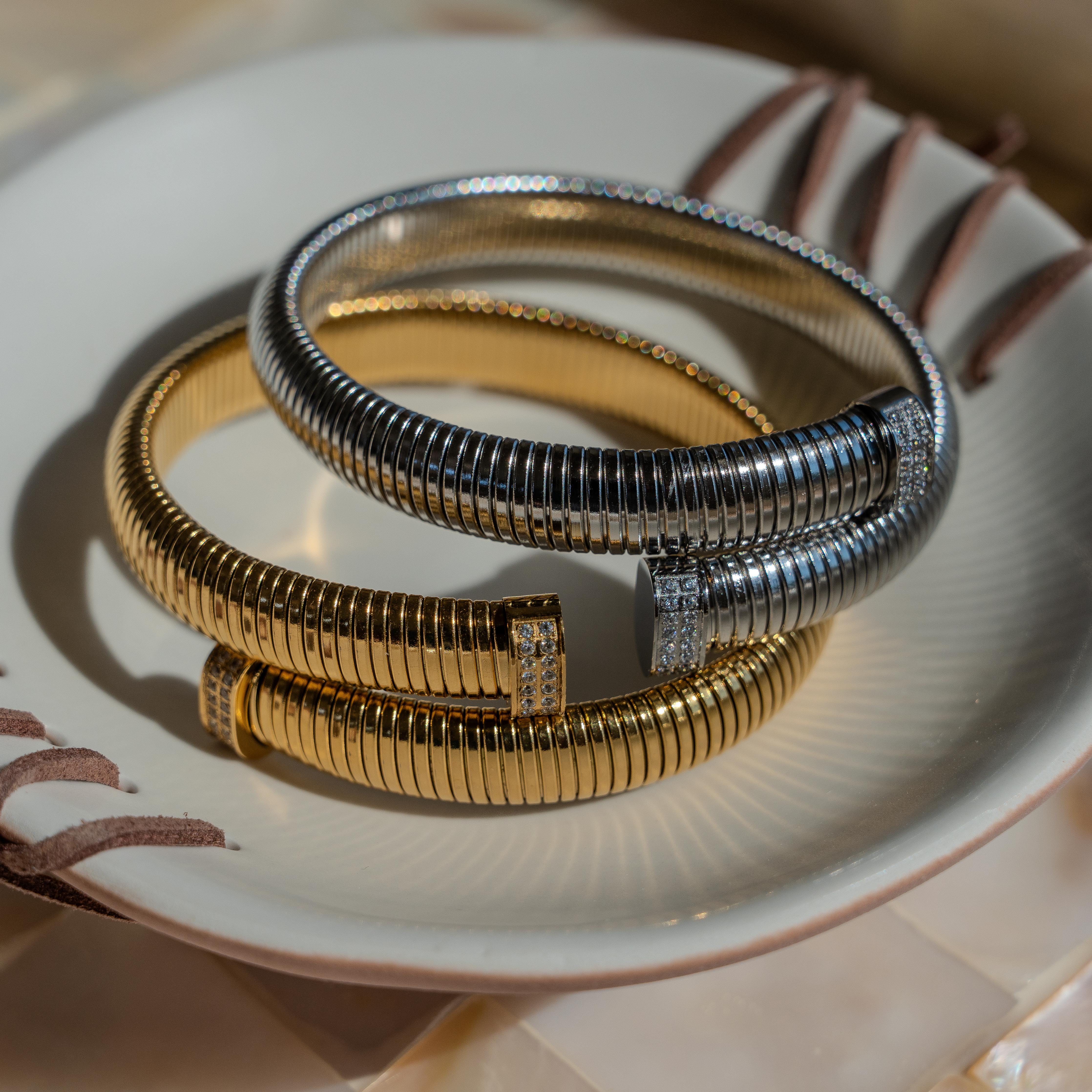 Maia Bold Stretch Bangle