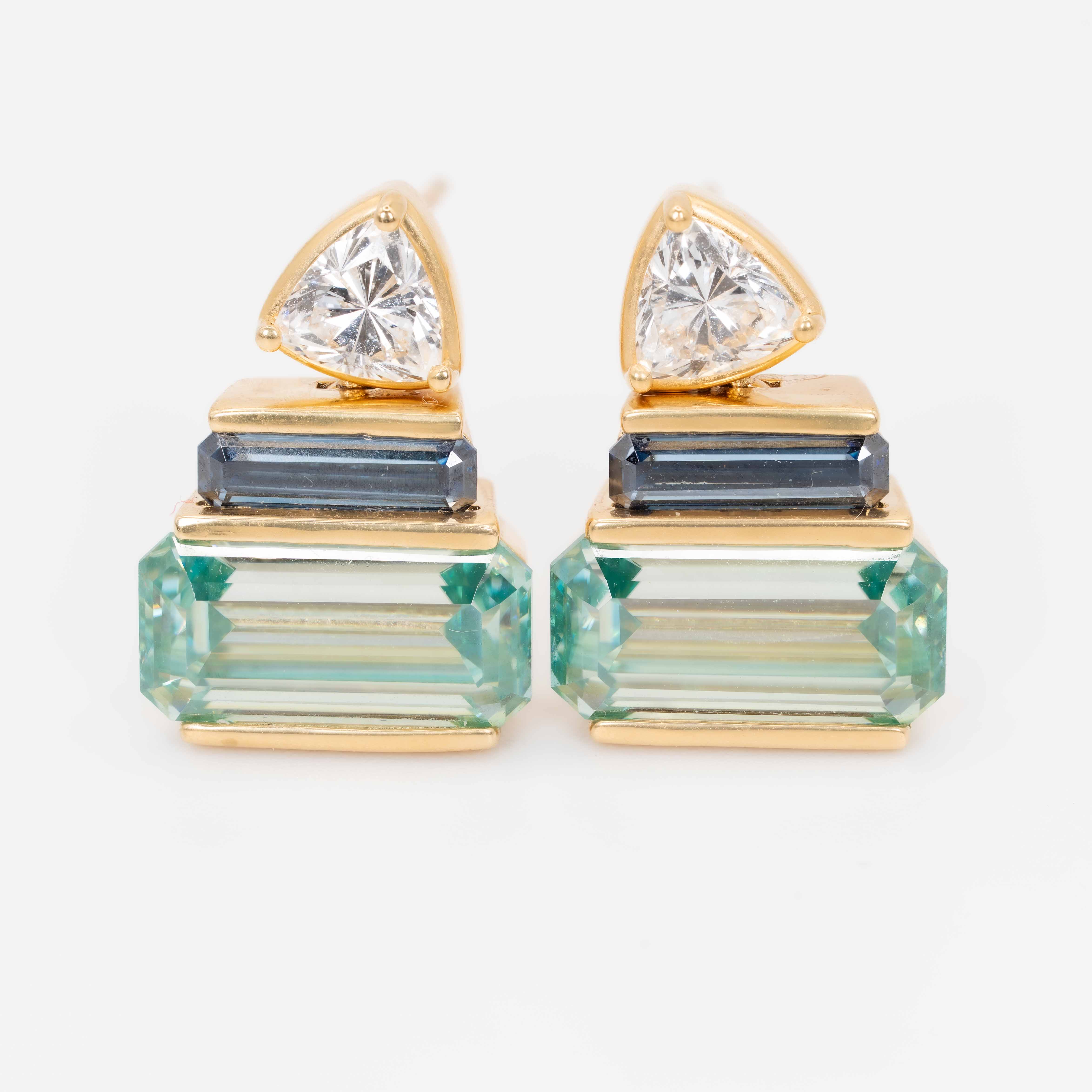 Lumiére Verte Dangle Earrings