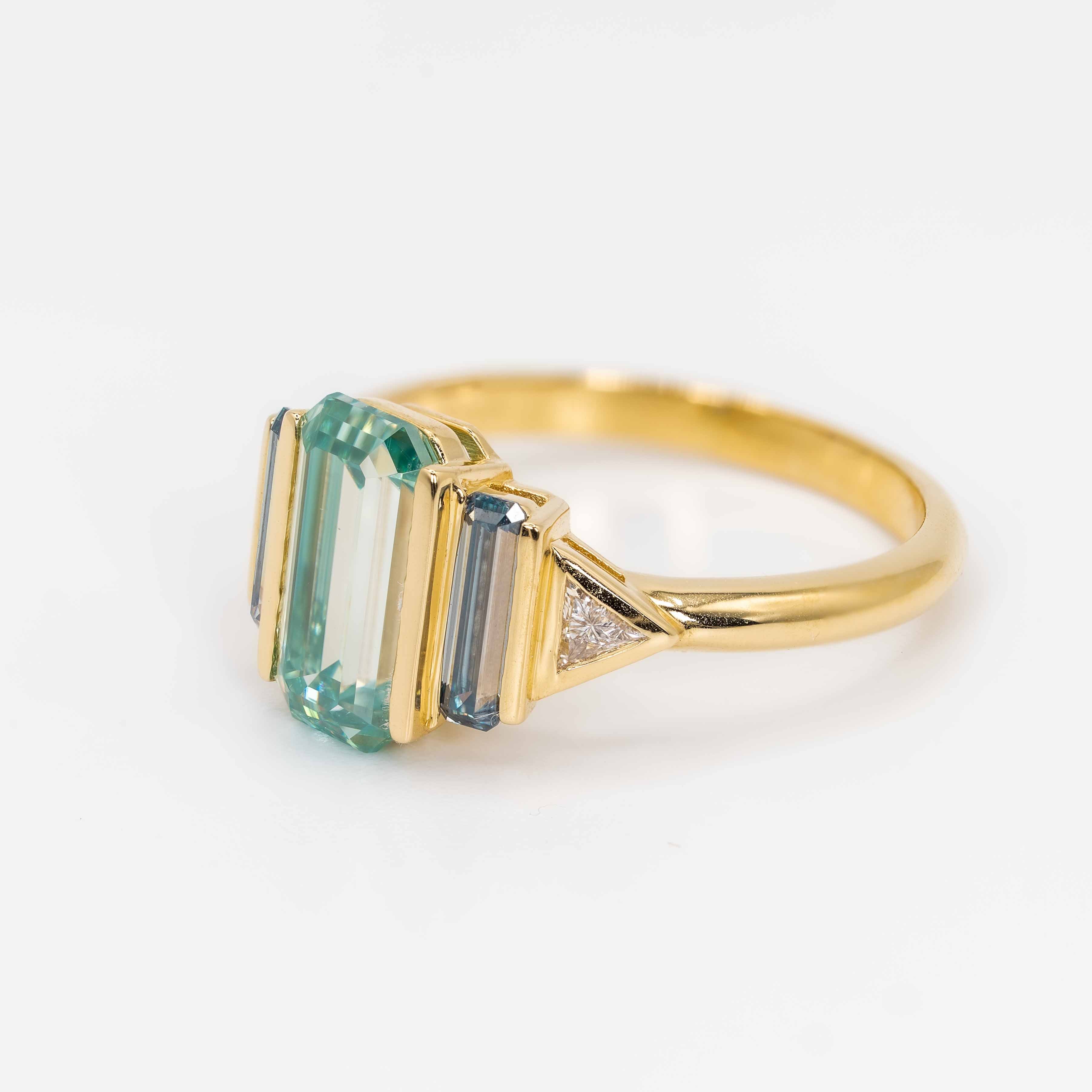 Lumiére Verte Cocktail Ring