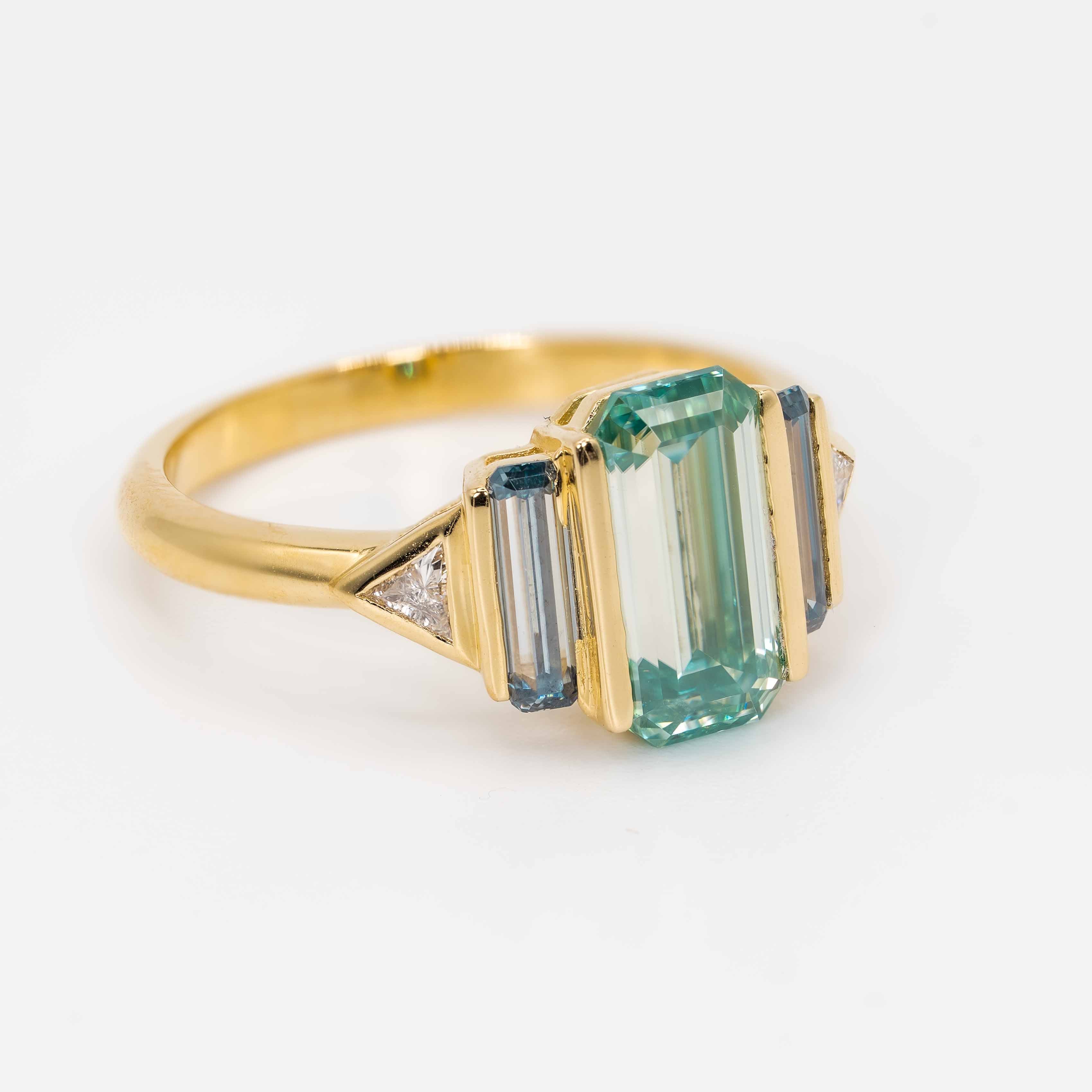 Lumiére Verte Cocktail Ring